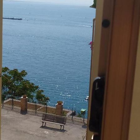 La Finestra Sul Mare Apartment Vietri Екстериор снимка